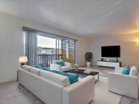 More Details about MLS # 425000666 : 1 WESTERN SHORE LANE #3